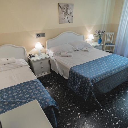 Hotel Victoria Florence Luaran gambar