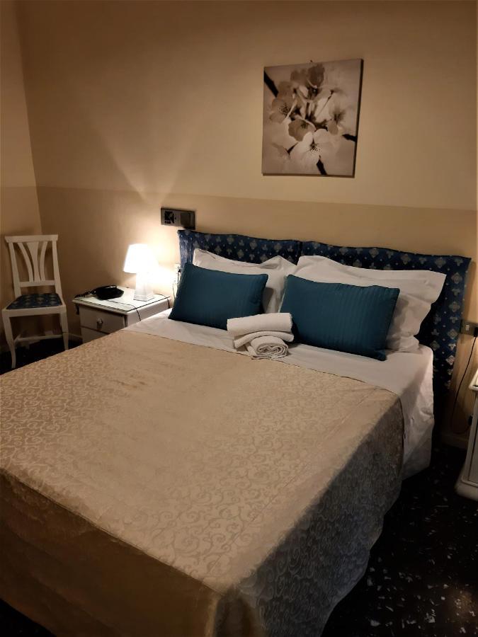 Hotel Victoria Florence Luaran gambar